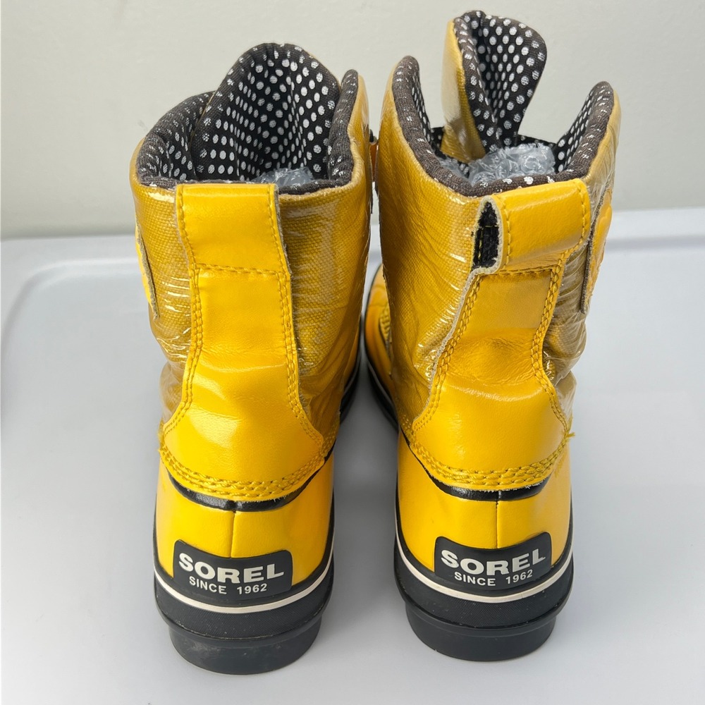 Sorel Tivoli Yellow Waterproof Rain Snow Boots Polka Dot Laces NL169106-Womens 9 - Picture 4 of 11